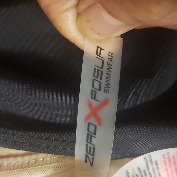 Zeroxposur Black / Orange & Blue Swimsuit Top Only Swimwear Size 2X - Picture 9 of 11